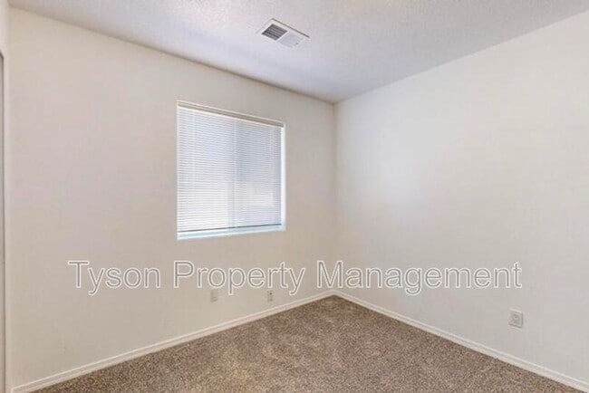 Building Photo - 1033 Desert Paintbrush Loop