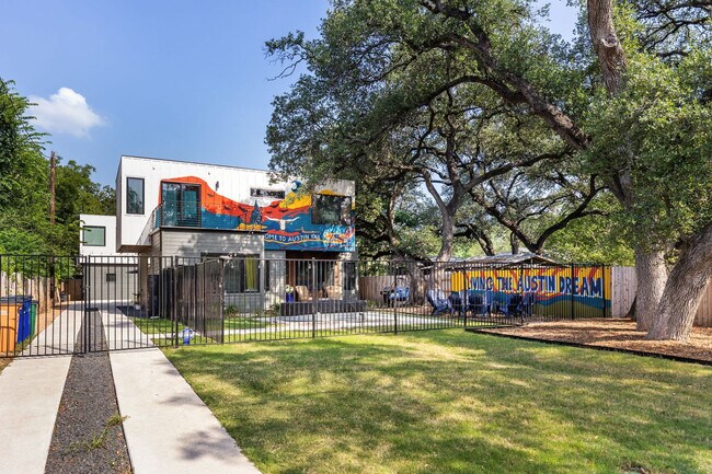Building Photo - 4407 Merle Dr
