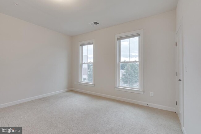 Building Photo - 11357 Ridgeline Rd