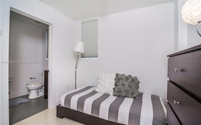 Building Photo - 3020 Brickell Ave