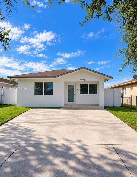 Building Photo - 3620 NW 189th St
