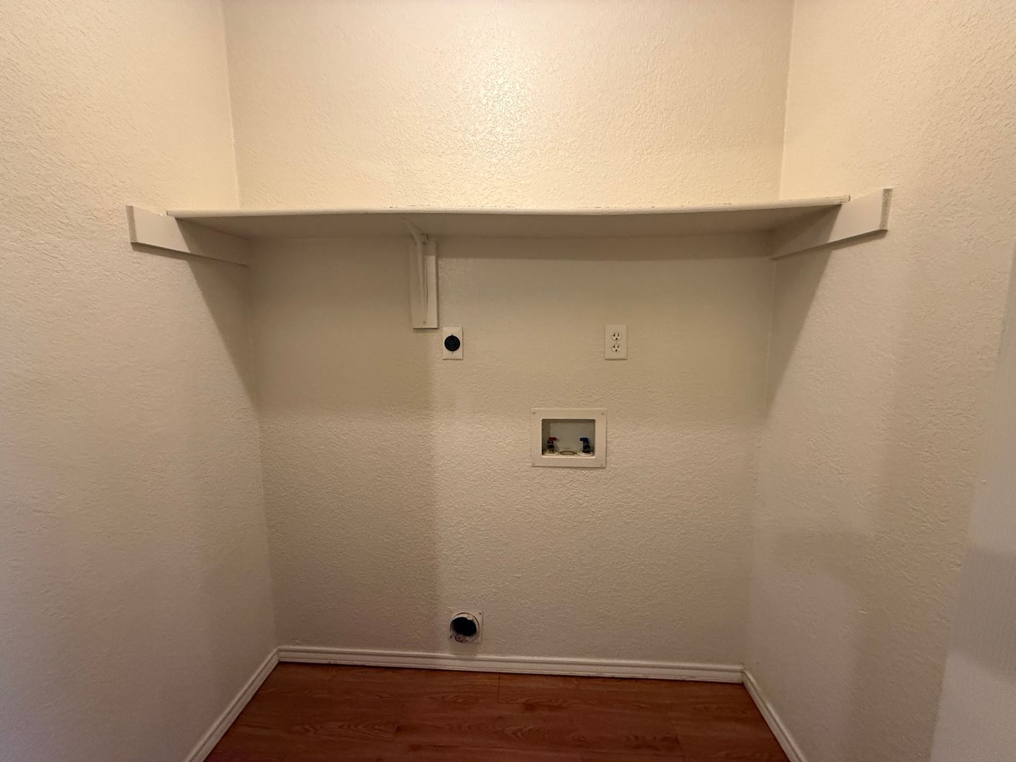 Building Photo - 2808 Cantabrian Dr