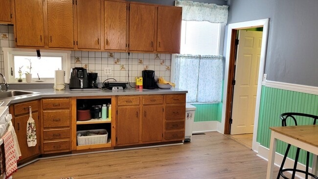 Building Photo - 7 Pearl St