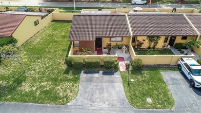 Building Photo - 8511 SW 147th Ct