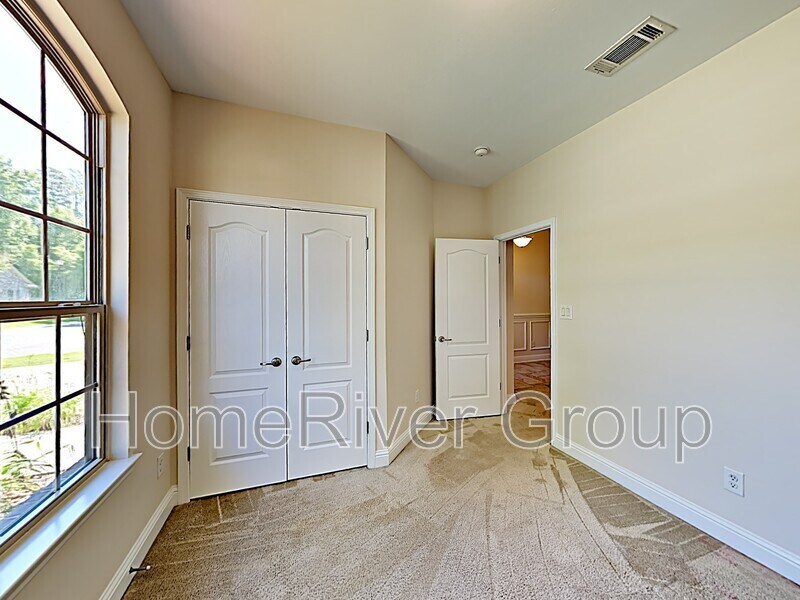 Building Photo - 3915 Fielding Ct