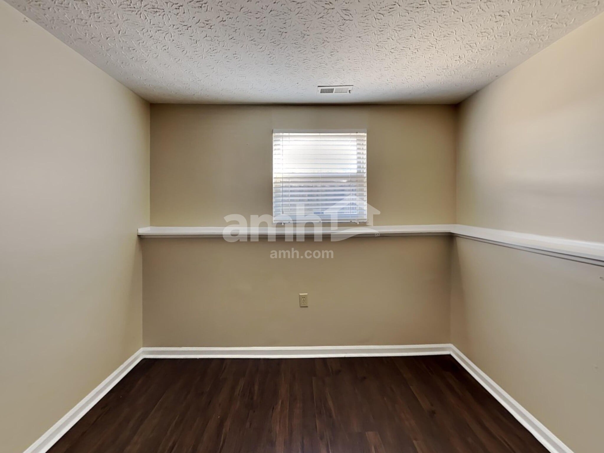 Building Photo - 1293 Cinnamon Dr