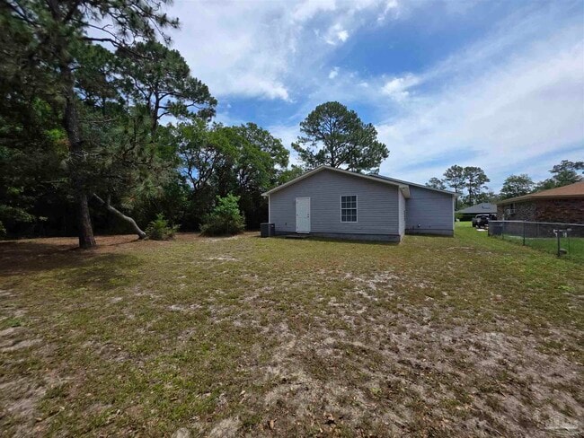 Building Photo - 2111 Karlburg Dr
