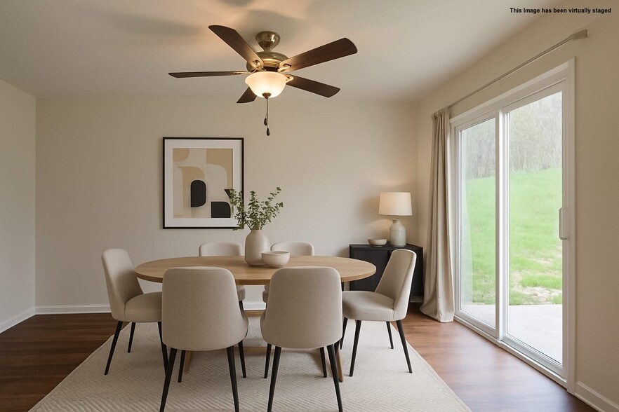 Dining area - 5300 Harbour Pointe Blvd