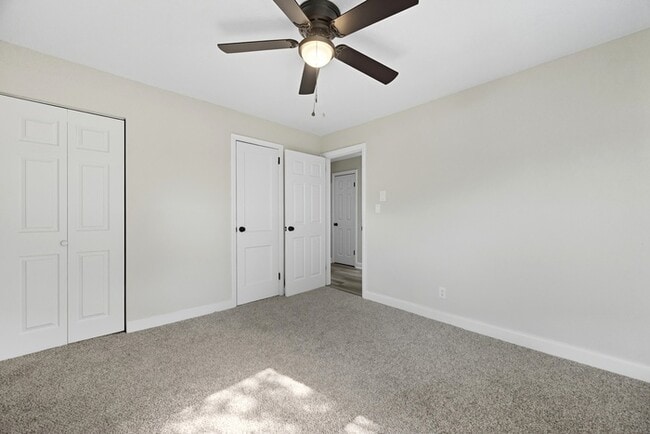 Building Photo - WELCOME TO WILLOUGHBY TERRACE!!!