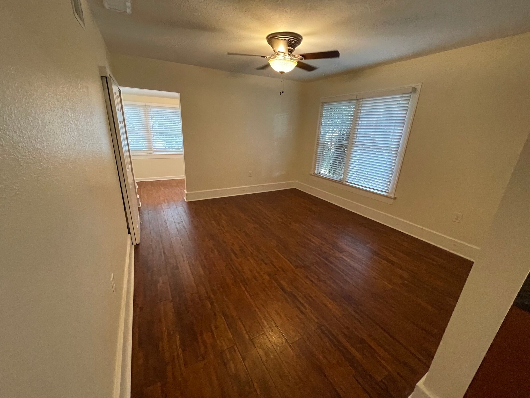 Building Photo - 1032 Granville Ct N