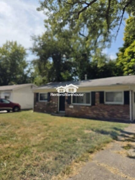 Building Photo - 10321 Earl Dr