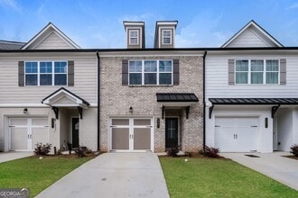 Building Photo - 5350 Fox Den Rd