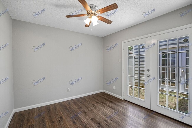 Building Photo - 2255 Nantucket Village Dr