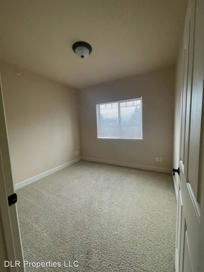 Building Photo - 3 br, 2 bath House - 6800 Spurwing Way #204