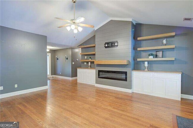 Building Photo - 4267 Riviere Point