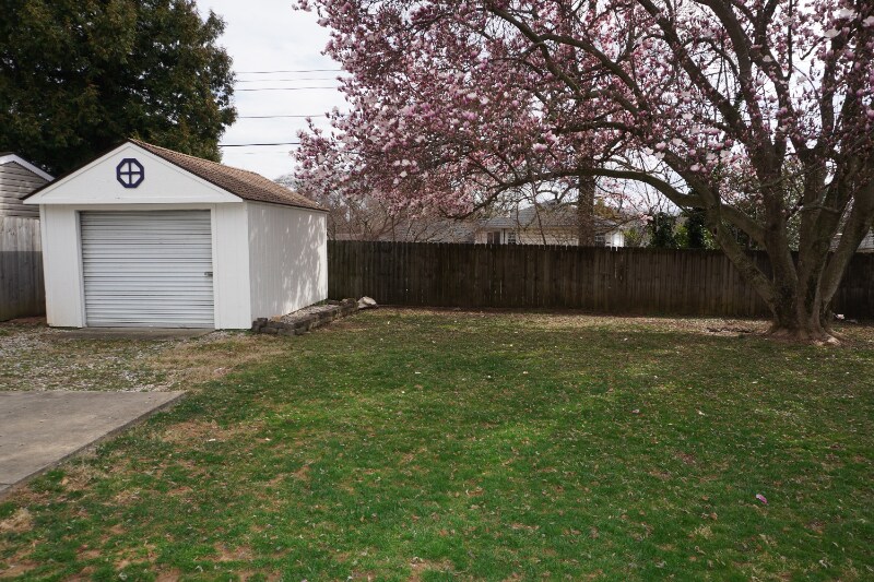 Building Photo - 117 E Timonium Rd