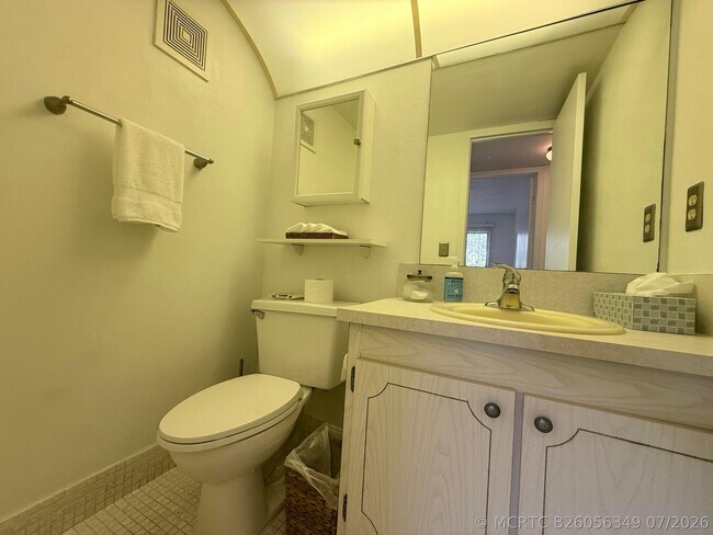 Building Photo - 52 Mansfield Dr