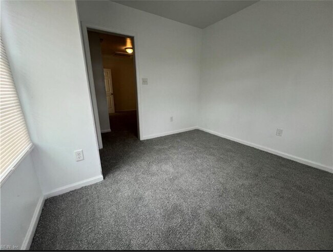 Building Photo - 1531 Vine St