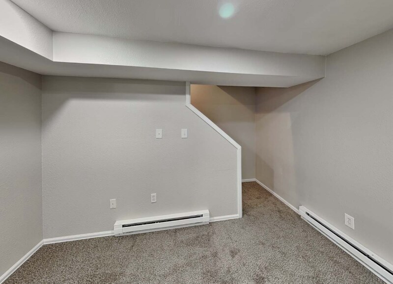 Building Photo - 12355 Glencoe St