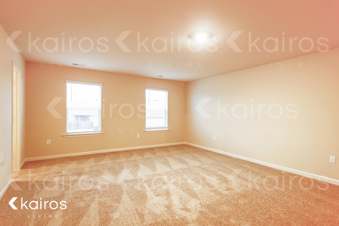 Building Photo - 1067 Pilgrim Ln