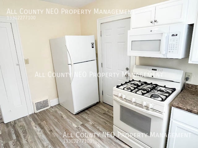 Building Photo - 4928 E 84th St