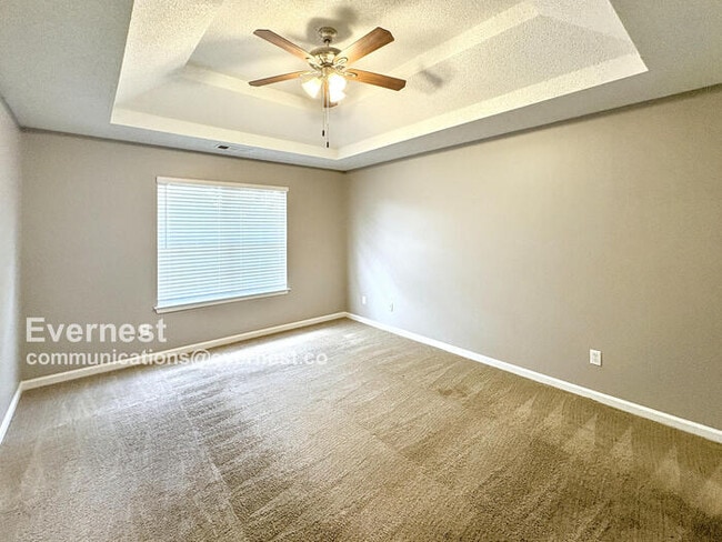 Building Photo - 6300 Crooked Creek Dr.