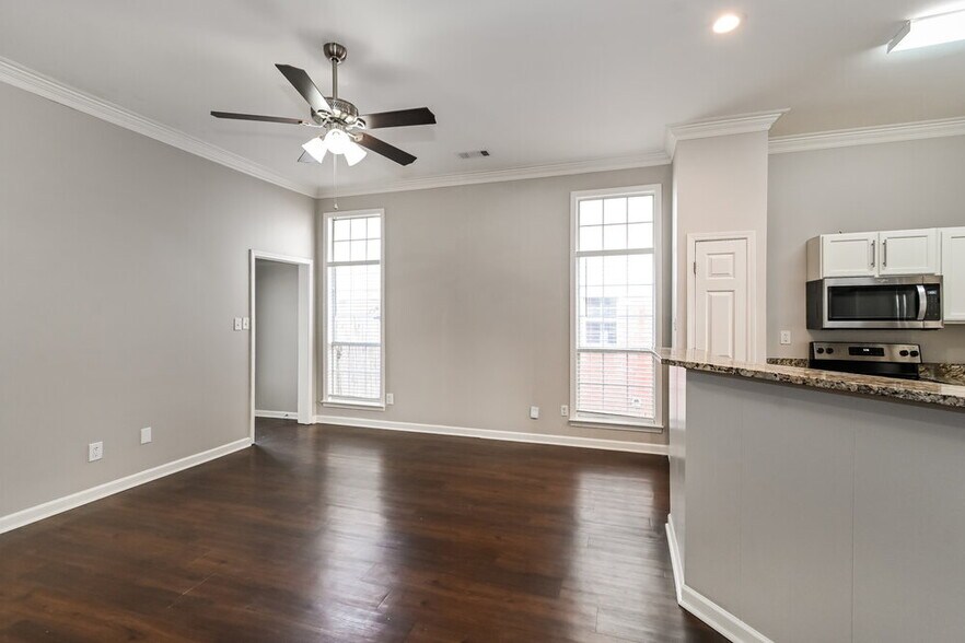 Building Photo - 4051 Bordeaux Ridge Cove S