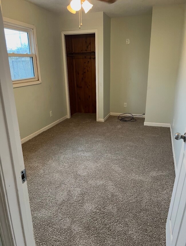 Building Photo - 1417 43rd St