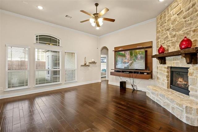 Building Photo - 1313 Baynes Dr