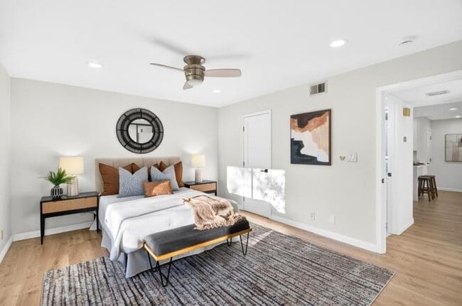 Building Photo - 286 Hackamore Common