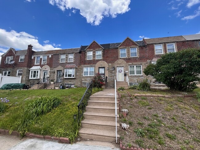 Building Photo - 8033 Williams Ave