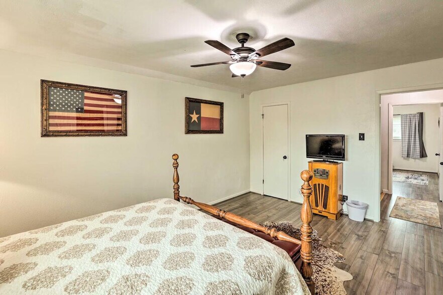 Building Photo - 4629 Fletcher Ave