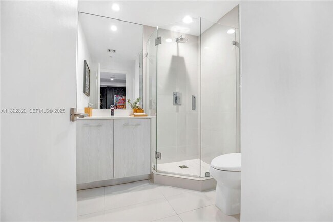 Building Photo - 55 SW 9th St