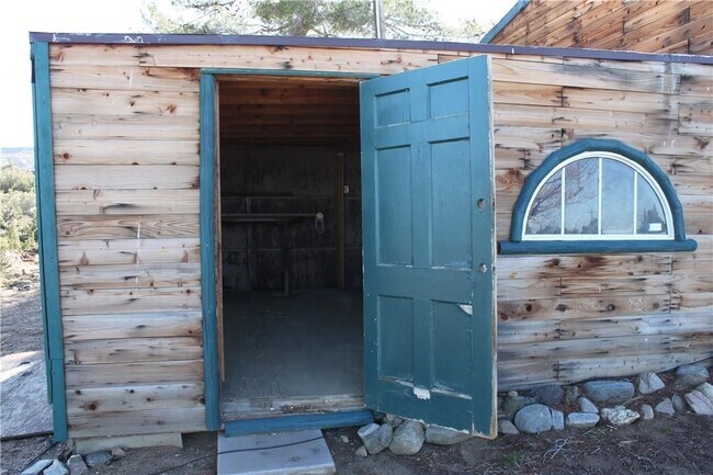 Building Photo - 2855 Hollister Rd