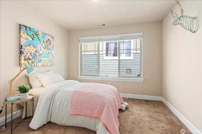 Building Photo - 3BD/2.5BTH Modern Townhouse in Greekbrooke II Community for Lease!