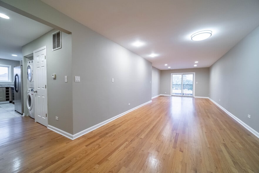 Building Photo - 8350 Kimball Ave