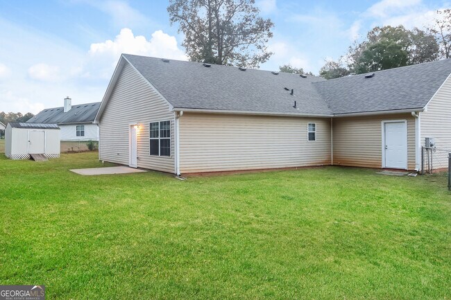 Building Photo - 60 Summer Breeze Ct