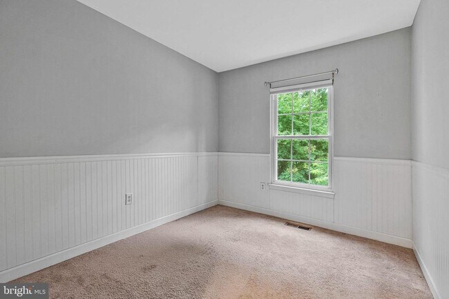 Building Photo - 6401 Old Scotts Ct