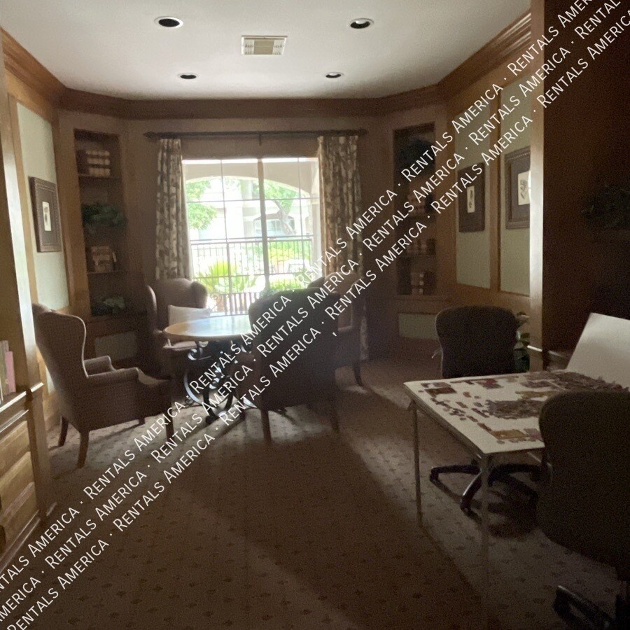 Building Photo - 1500 E Pusch Wilderness Dr