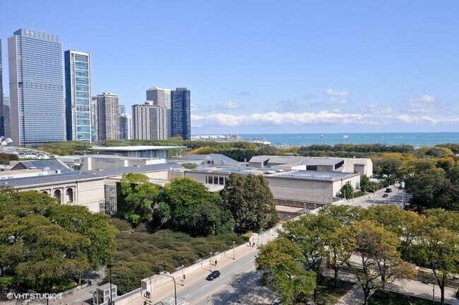 Building Photo - 310 S Michigan Ave