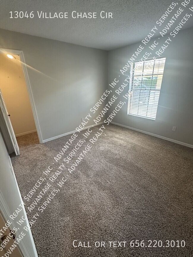 Building Photo - 13046 Village Chase Cir
