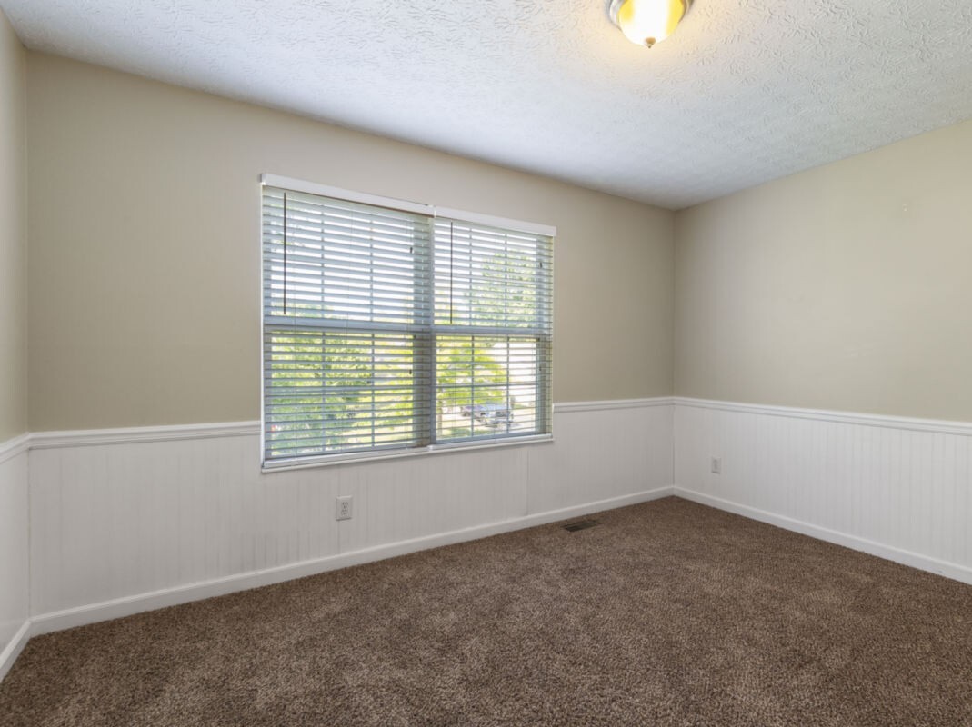 Building Photo - 8475 Amarillo Dr