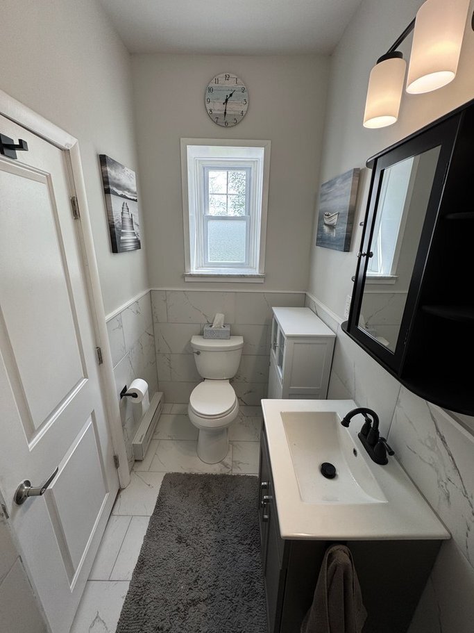 Bath - 130 E Wayne Ave