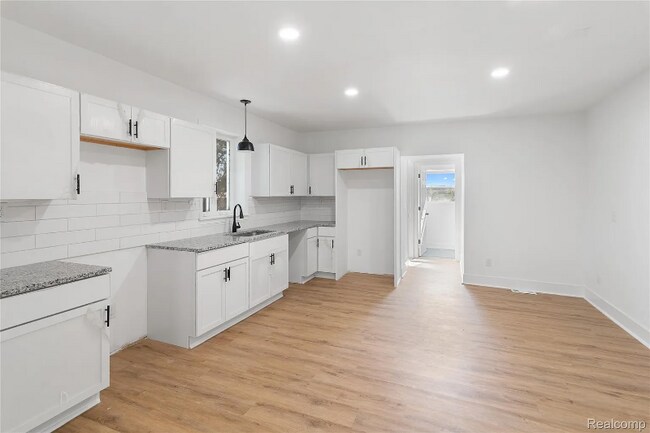 Building Photo - 20543 Gudith Rd