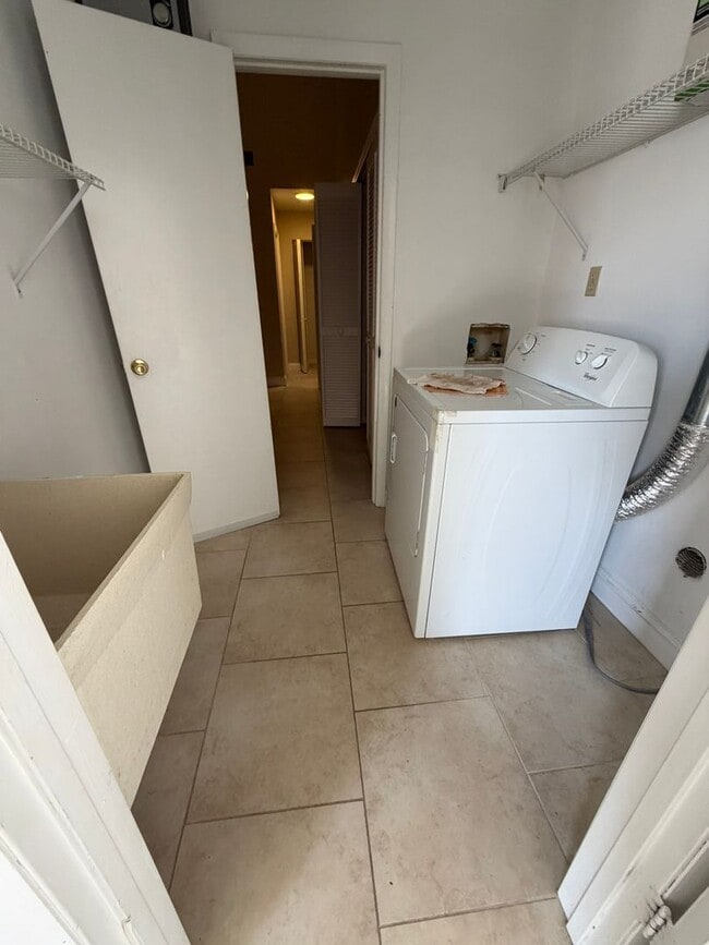 Building Photo - 2 Bed 2 Bath in St Cloud for Rent