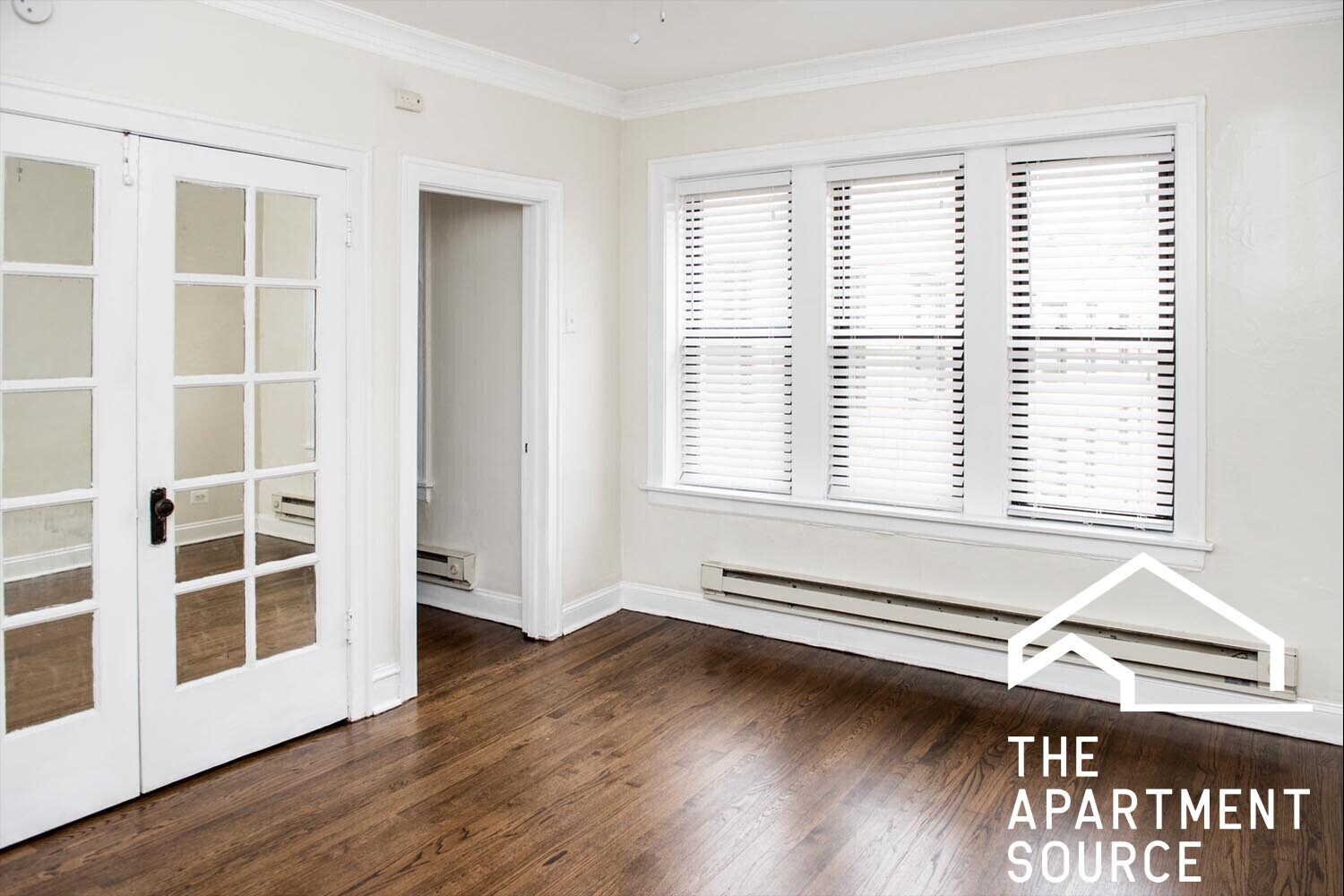 Building Photo - 3819 N Greenview Ave