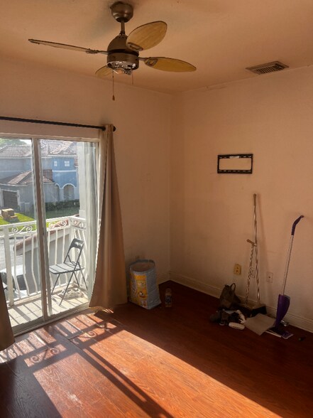 Building Photo - 8043 NW 114th Path