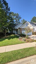 Building Photo - 1633 Shadowmoss Ave