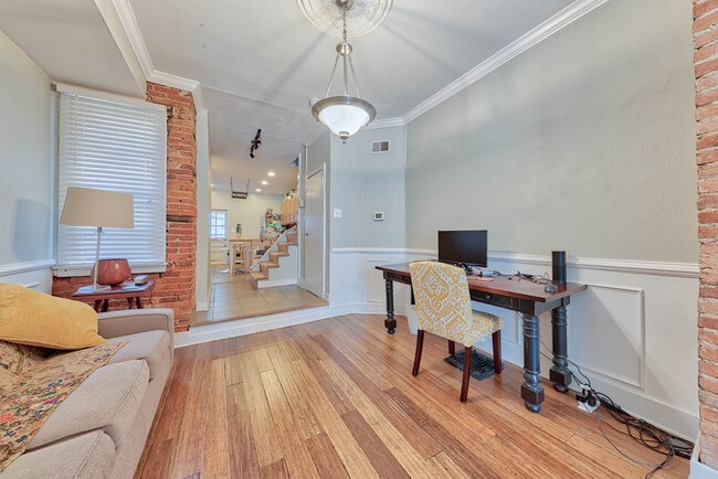 Building Photo - 3306 Fait Ave