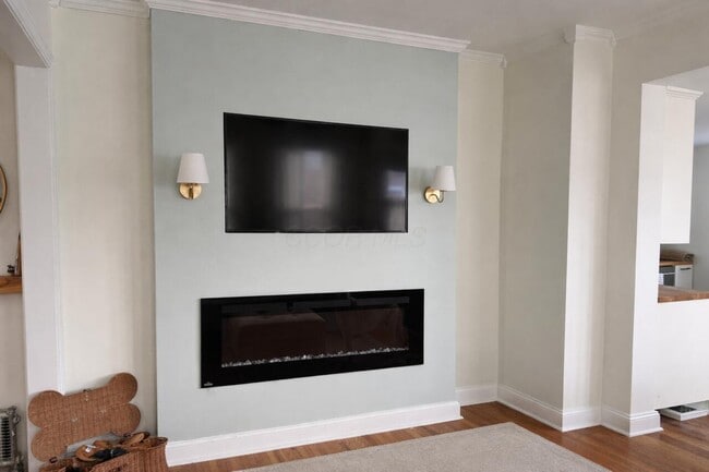 Building Photo - 1396 Fairview Ave